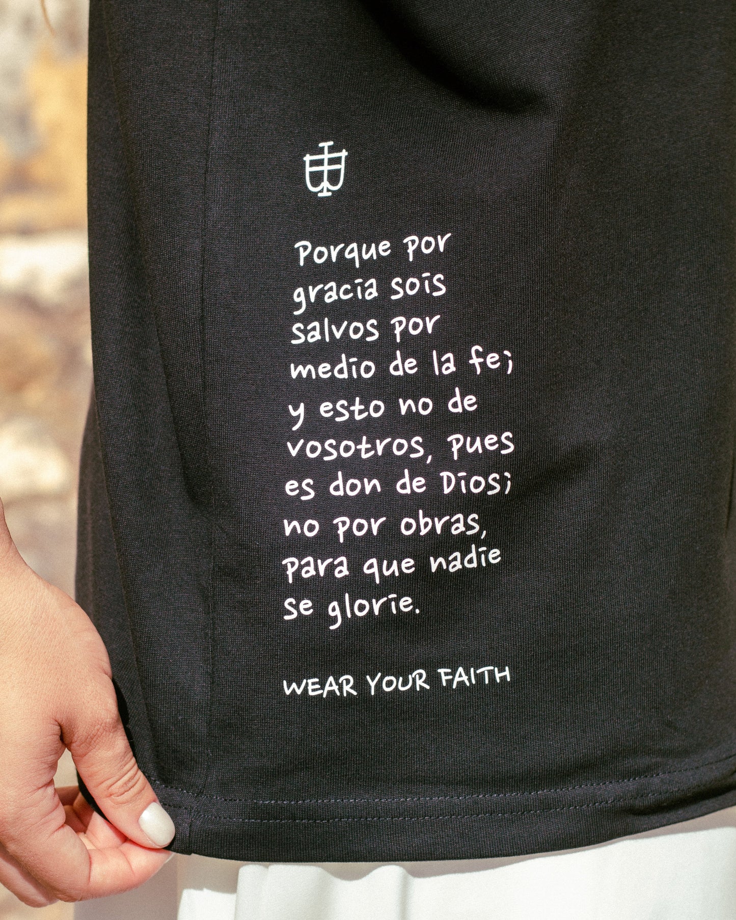 Black Oversized Faith Tee - Efesios 2:8