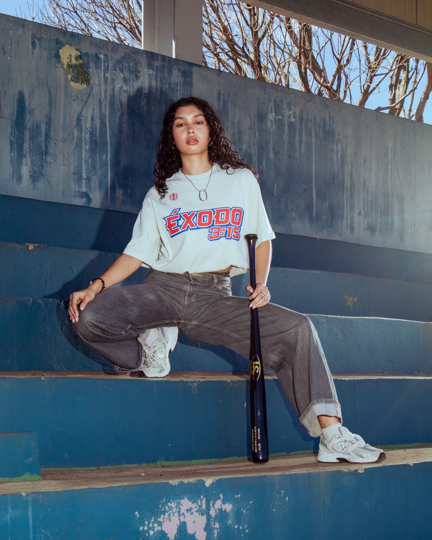 Off-White Oversized Faith Tee - Éxodo 3:15