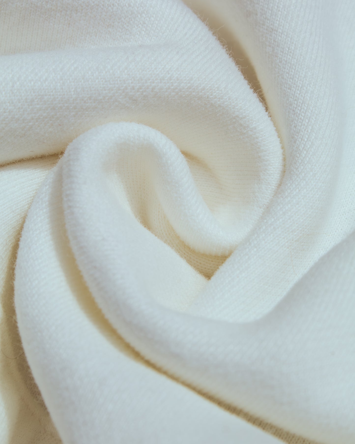 White Heavyweight Hoodie - Éxodo 3:15