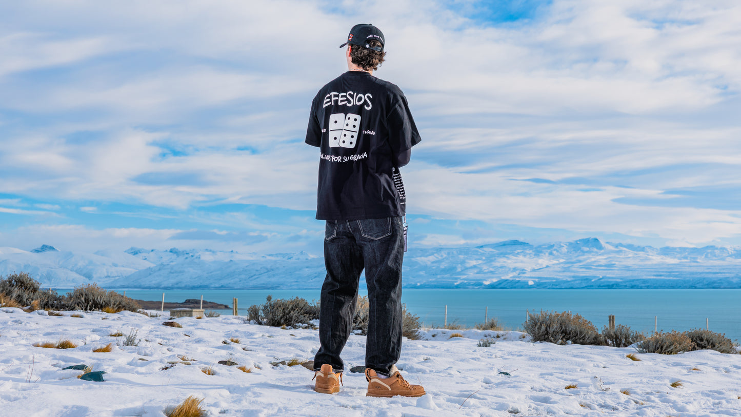 Black Oversized Anniversary Faith Tee - Efesios 2:8